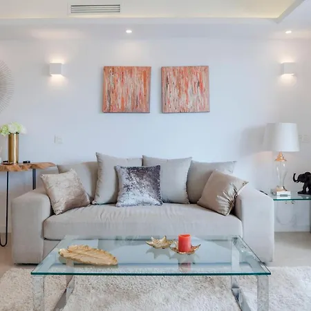 Apartment Center *